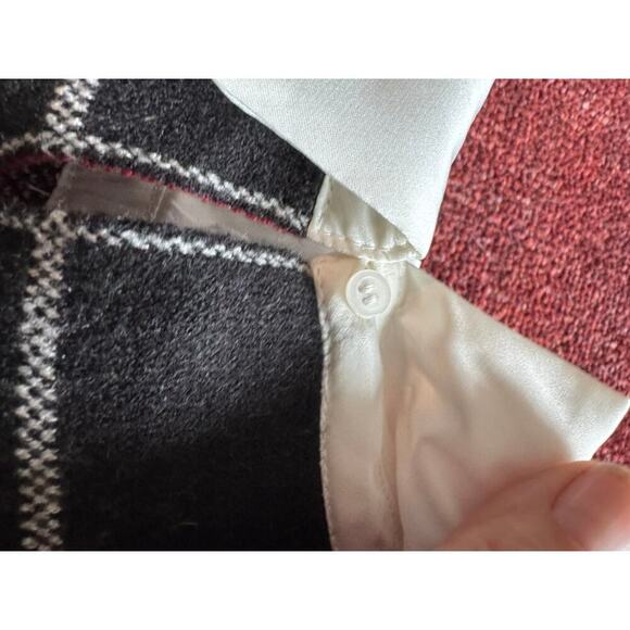 Layered Red Plaid Sweater Tahari Red Tartan w/White satin M - Picture 7 of 8